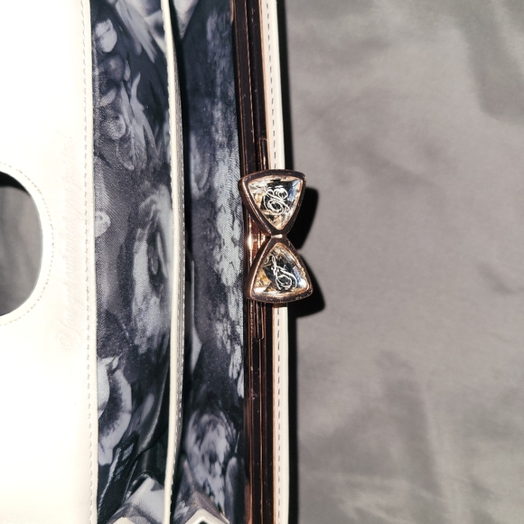 Ted Baker Women's Wristlet - Picture 6 of 7